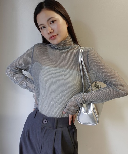 【新品未使用】ラメタートルトップ　ブラック インタープラネット INTERPLANET 毛混＊ラメリブタートルプルオーバー