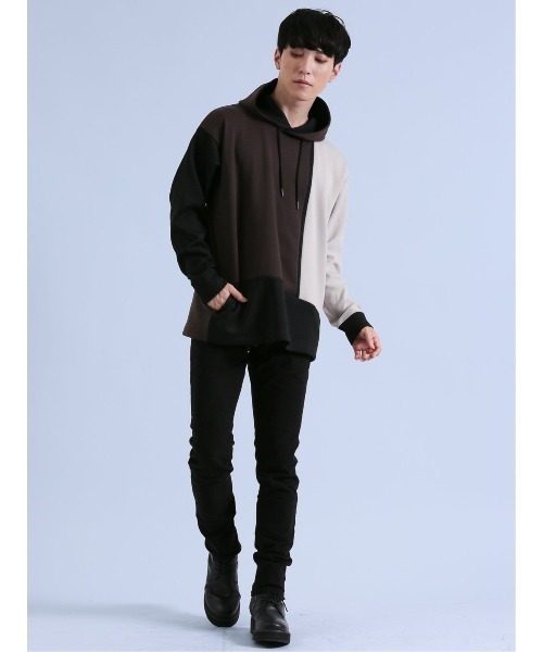 ドゥーカス　FOCUS DESIGN 　ネイビー パーカー　Lサイズ Hatsunex “MITERU” Zip upパーカー（モノクロブラック） | HATSUN
