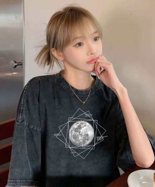 DIAVEL tシャツ 半袖 ヴィンテージライクグラフィックTシャツ