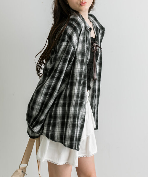 【韓国発】チェーンベルトティアードミニスカート OLIVE des スカート チェーンベルト付きティアードミニスカート