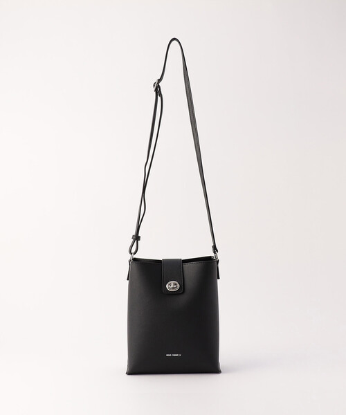 MONO COMME CA ショルダーバッグ バッグ ひねり金具 縦長