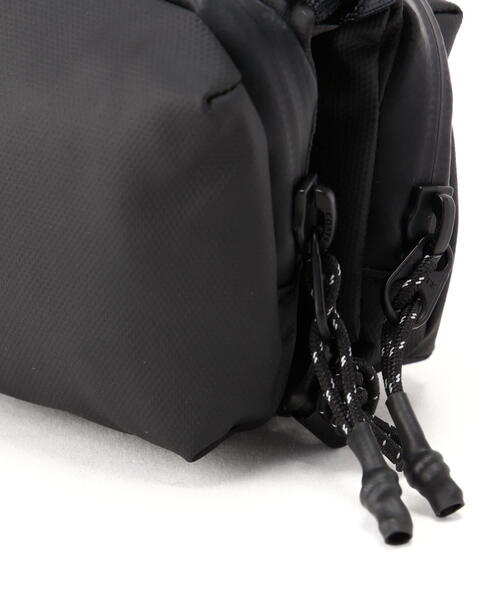 Topologie（トポロジー） ショルダーバッグ バッグ Mini Bottle