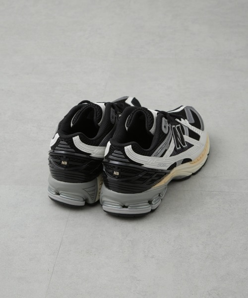 新品未使用New Balance U1906LBN Black 9.5 27.5 ニューバランス1906Lから新色として待望のブラックが登場