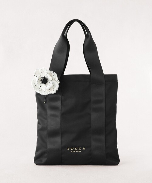 新品タグ付き♡TOCCA トッカ　レザー トートバッグ ハンドバッグ 花 TOCCA（トッカ） トートバッグ 「美香＆Lov?coコラボ」FLOWER IN HEART