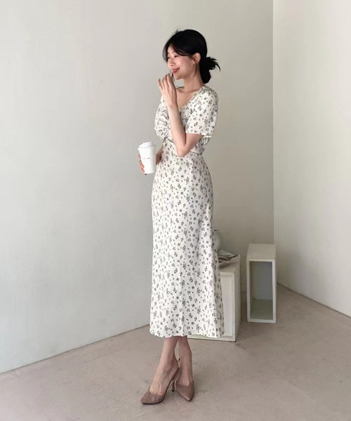 ワンピース バックオープン小花柄ワンピース : ZOZOTOWN Yahoo