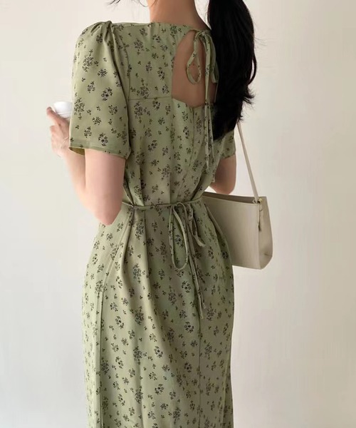 ワンピース バックオープン小花柄ワンピース : ZOZOTOWN Yahoo