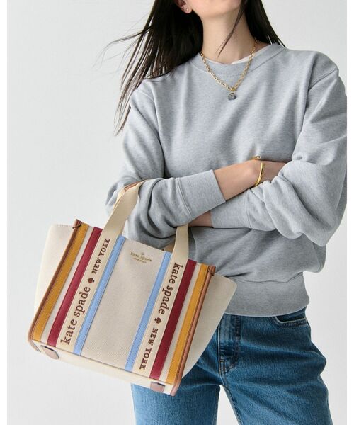 [kate spade NY] キャンバストートバッグ ネイビーストライプ柄 kate spade NY] キャンバストートバッグ ネイビーストライプ柄
