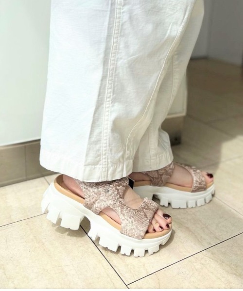 「R&E」 フラットサンダル M ブラック×ホワイト レディース_画像9