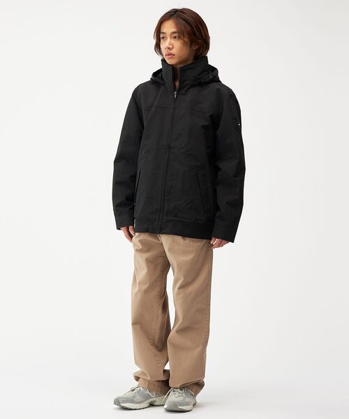 TOMMY HILFIGER（トミー・ヒルフィガー） ナイロンジャケット