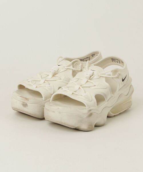 NIKE（ナイキ） フラットサンダル 25.0cm ベージュ レディース