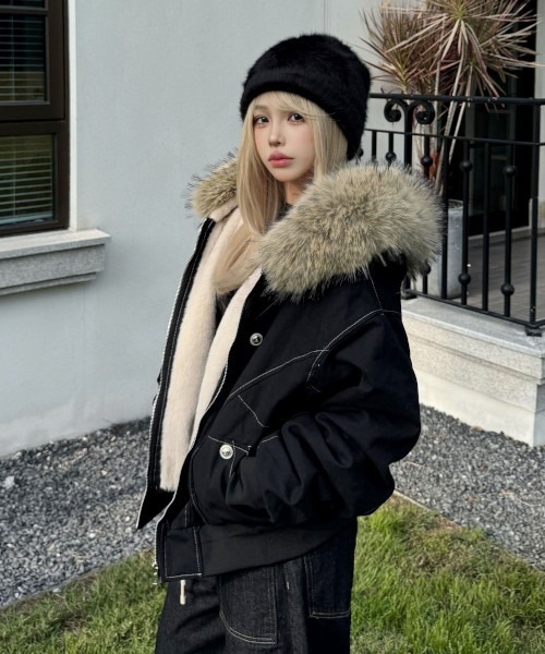 ジャケット・アウター Miwa MASHIRO ブルゾン アウター エコファーフード付きMA-1ジャケット(MA