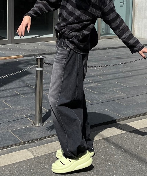 「Chikashitsu +」 デニムパンツ S ブラック メンズの画像