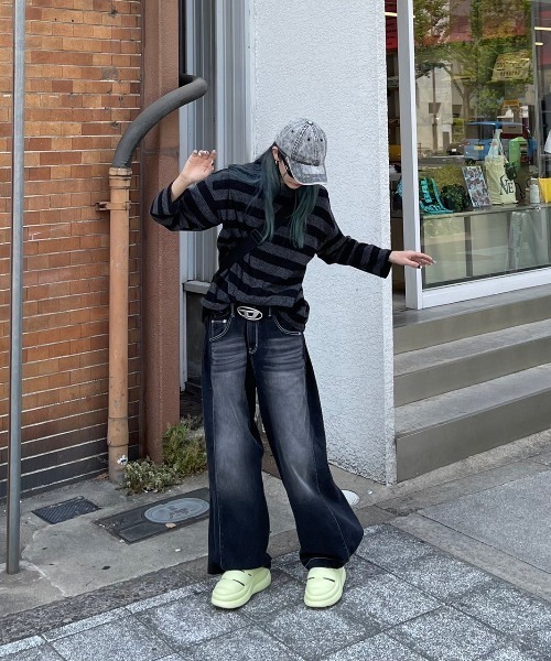 「Chikashitsu +」 デニムパンツ S ブラック メンズの画像