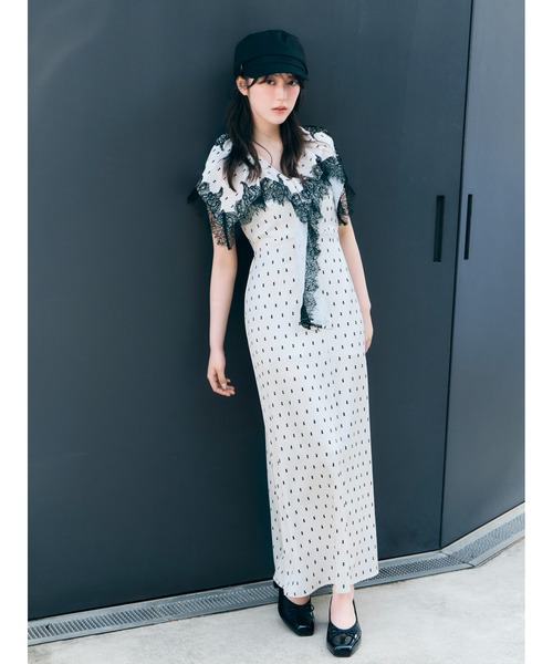 SNIDEL（スナイデル） ワンピース ヘムレースフリルカラーワンピース