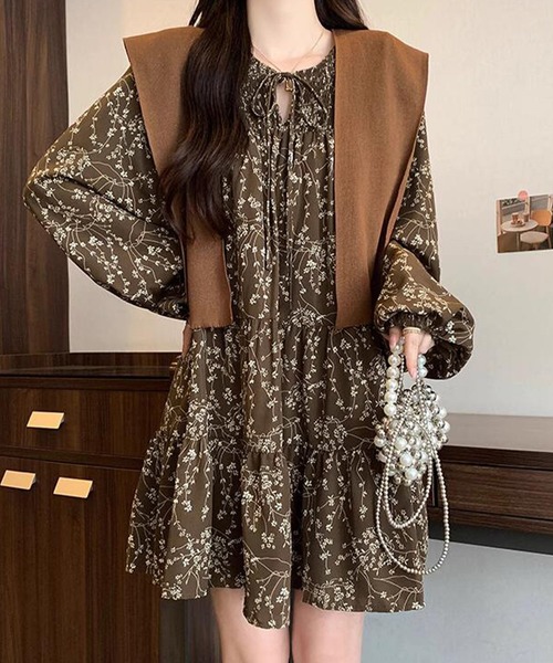 DAY CLOSET ワンピース 「ミニ丈/Aライン/キーネックでデコルテ綺麗