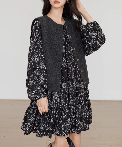 DAY CLOSET ワンピース 「ミニ丈/Aライン/キーネックでデコルテ綺麗
