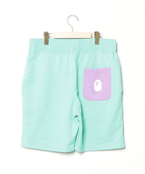 A BATHING APE  ハーフパンツ 完売確実 大人気 A BATHNG APE COLOR CAMO SHARK SWEAT SHORTS