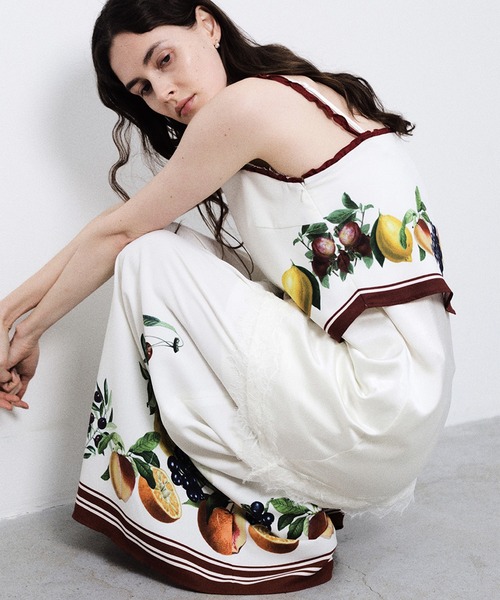 キャミソール MEDI FRUIT SCARF PATTERN CAMI TOPの画像