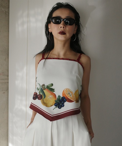 キャミソール MEDI FRUIT SCARF PATTERN CAMI TOPの画像