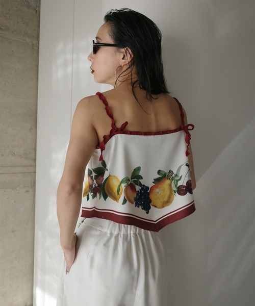 キャミソール MEDI FRUIT SCARF PATTERN CAMI TOPの画像