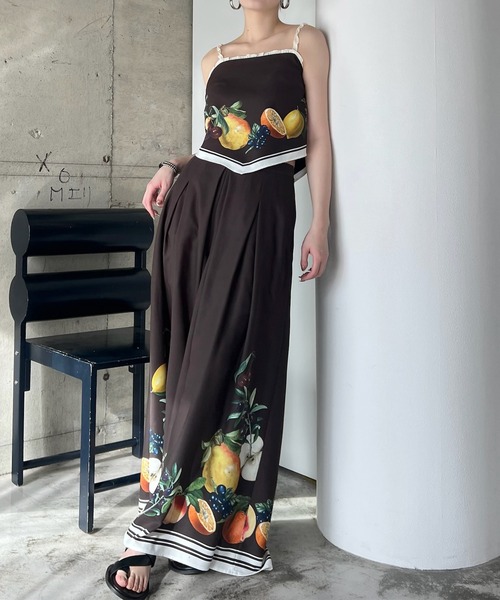 キャミソール MEDI FRUIT SCARF PATTERN CAMI TOPの画像