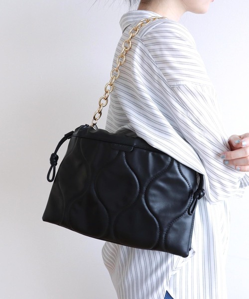 美品 LE VERNISルベルニ 2way巾着 ショルダーバッグ キルティング Jines ショルダーバッグ バッグ キルティング巾着BAG「LE VERNIS