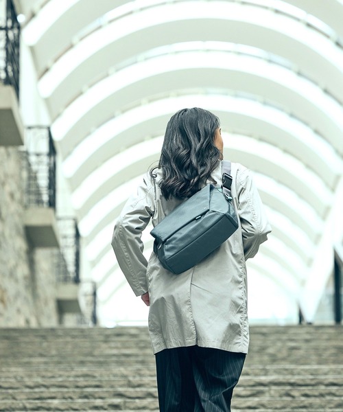 MILESTO Hutte【未使用】メッセンジャーバッグL♪ネイビー TRAVEL SHOP MILESTO ショルダーバッグ バッグ Hutte メッセンジャー