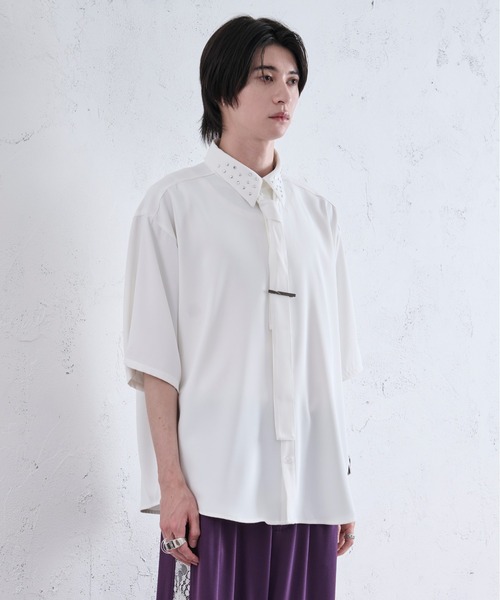 Ellno Loset（エルノロゼット） シャツ スタッズエリボウタイツキ