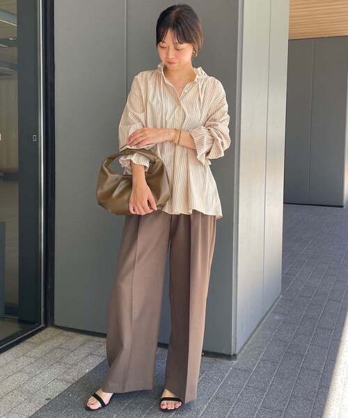 【美品】SLOBE IENA タイプライターフリルカラーブラウス SLOBE IENA（スローブイエナ）の「タイプライターフリルカラー