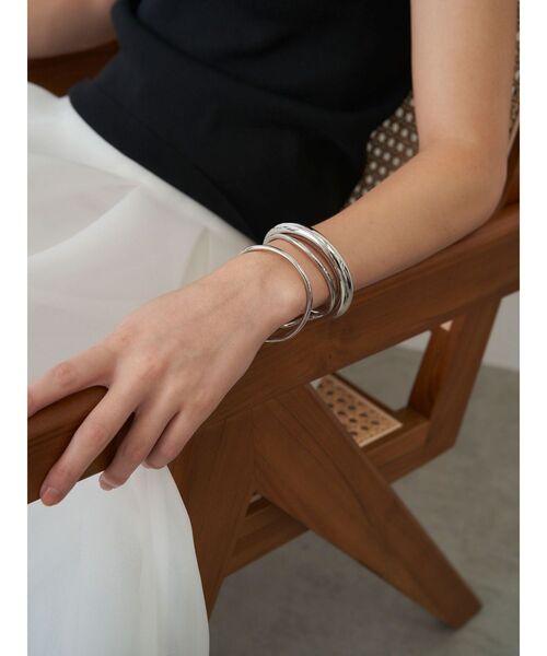 ブレスレット・バングル Erena-42-01 necklace ELENDEEK（エレンディーク） ブレスレット ウェーブバングル