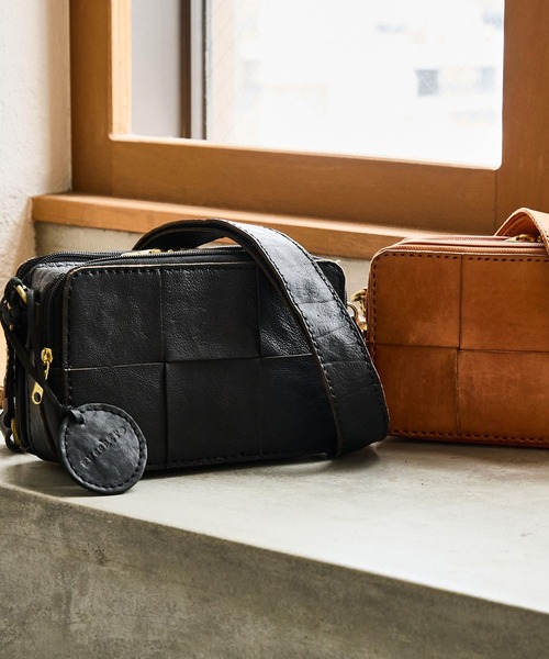 ショルダーバッグ バッグ お財布ショルダーバッグ レディース 本革