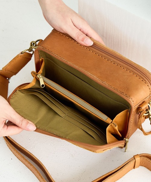 半値以下　バーバリー　キャメル　シンプル　ショルダーバッグ BURBERRY - 半値以下 バーバリー キャメル シンプル ショルダーバッグ