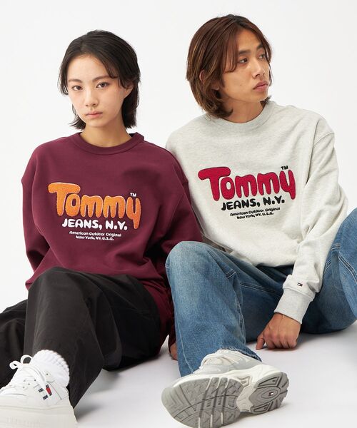 新品未使用　トミージーンズ　ロゴ　トレーナー TOMMY JEANS（トミー・ジーンズ） トレーナー スウェット フラッグロゴ