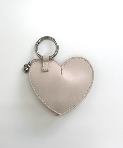 【オリジナル】ハートのチャーム ハートロック クリスタルキーチェーン - ゴールド | CHARLES & KEITH