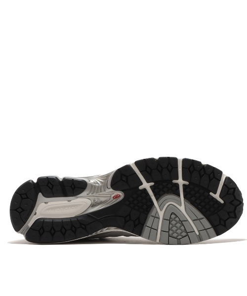 「New Balance」 ローカットスニーカー 23.5cm グレー メンズの画像