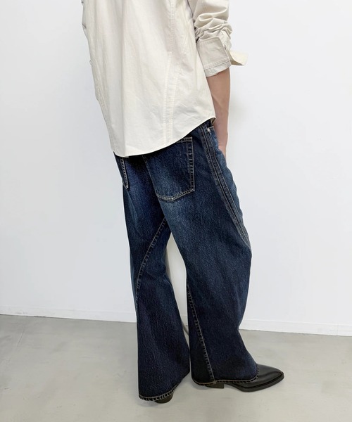 ジーンズ 3D TWISTED WIDE LEG JEANS メンズの画像