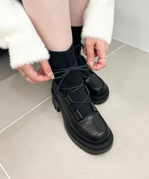 新品未使用　marimekko 黒 ヒール付きブーツ 収納袋付き ヒミコ 卑弥呼 4cmヒールシープレザーストレッチブーツ/631401