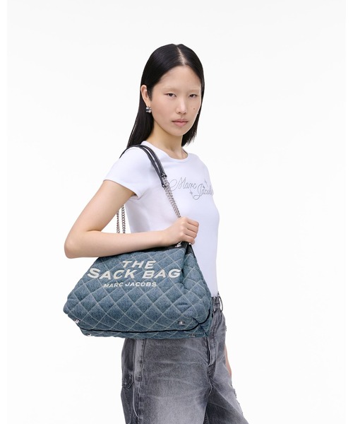 ショルダーバッグ・ポシェット MARC JACOBS THE QUILTED DENIM CHAIN SACK BAG Marc Jacobs The Quilted Denim Chain Sack Bag | Blue | FARFETCH