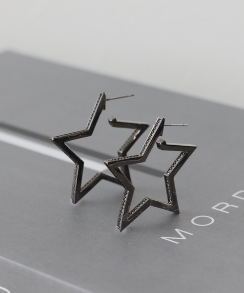 Three Four Time（スリーフォータイム） ピアス スターフレームピアス