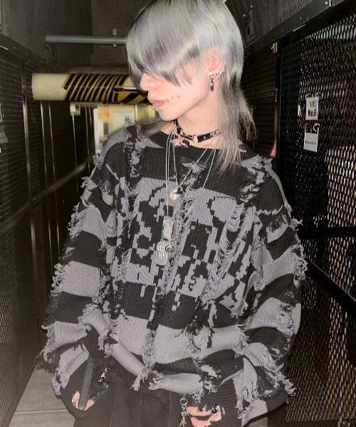 REFLEM（レフレム） ニット セーター 「REFLEM/レフレム」ダメージ