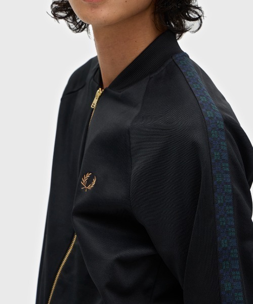 FRED PERRY（フレッドペリー） ジャージ Black Watch Tartan Taped