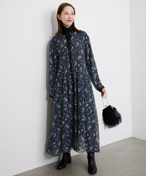 新品タグ付き スローブイエナ ボタニカル ワンピース 花柄 黒ベース ペチ付き SLOBE IENA（スローブイエナ） ワンピース Bicolor Flower ワンピース