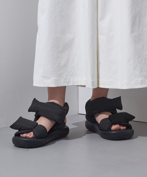 ALM.（アルム） サンダル 「ALM.」VODKA PUFFY SANDALS パフィー