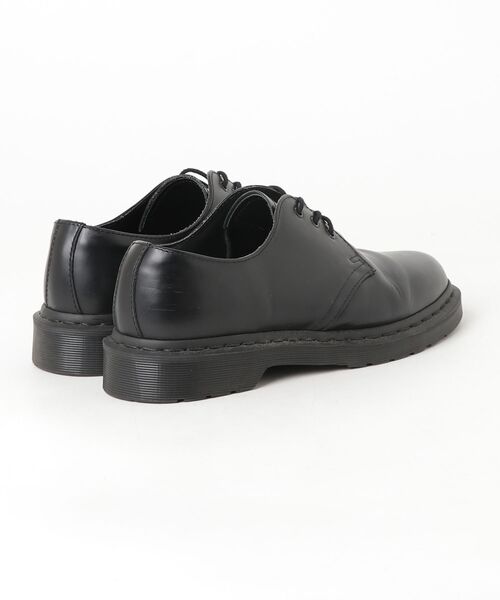 「Dr. Martens」 シューズ - ブラック メンズの画像