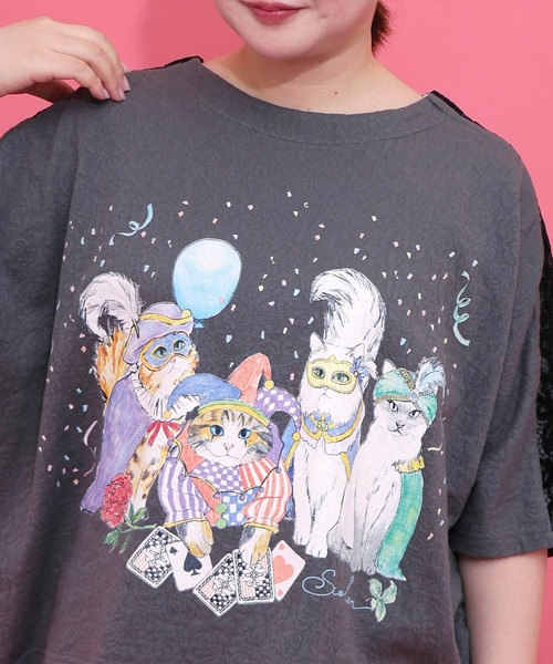 Scolar 仮面舞踏会のネコ柄 ドルマンスリーブTシャツ スカラー ScoLar 仮面舞踏会のネコ柄 ドルマンスリーブTシャツ （オフ