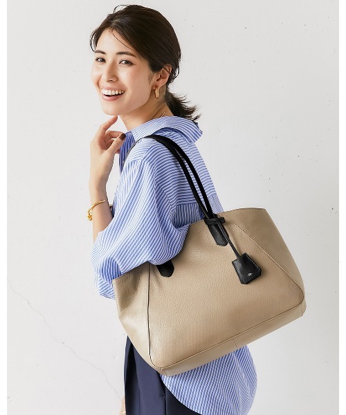 ドゥクラッセ（DoCLASSE） トートバッグ 本革・エアートートバッグM