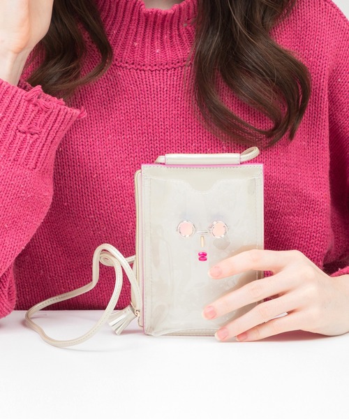 ACCOMMODE ファニーフェイス モバイルショルダーバッグ