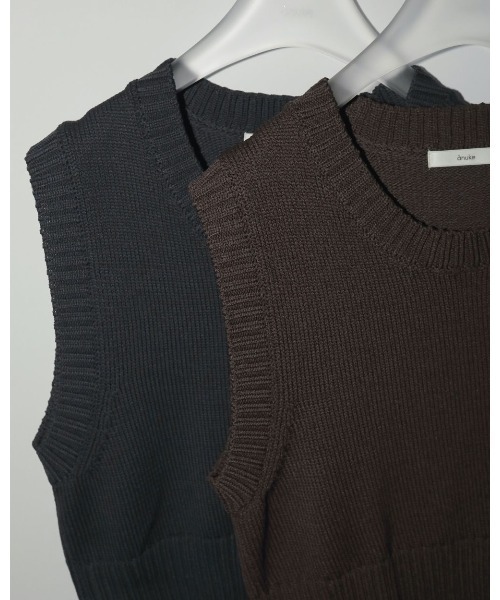 anuke バックオープン ニットベスト anuke（アンヌーク）の「anuke Mix Knit Vest ミックスニット