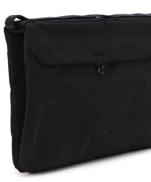 Topologie（トポロジー） ショルダーバッグ Flat Sacoche Small Tech