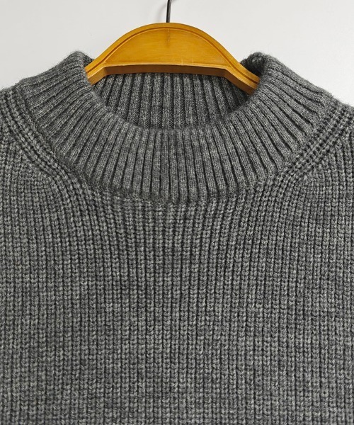 もちまる③8Mabグレー*ハイネックニットベスト　サイドスリット*　137 新品値引 08Mab グレー*ハイネックニットベスト サイドスリット* 137